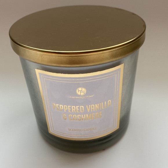 Candle peppered Vanilla & Cashmere scent Huntington Home - Picture 2 of 6